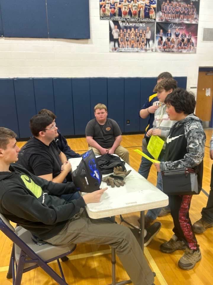 JMTC students visited Mountain View to share information about their CTE Programs.