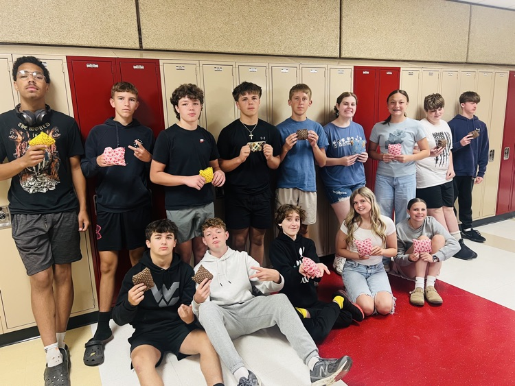 PMS students read The Coffin Quilt and learned to sew. 