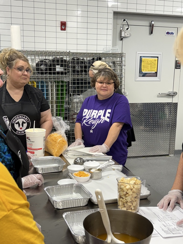 Monroe County cooks learning about scratch cooking.
