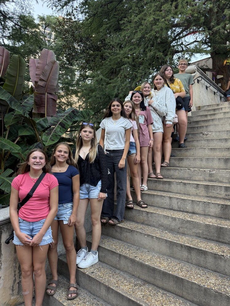 Peterstown Middle School students attending the National FBLA conference in San Antonio.