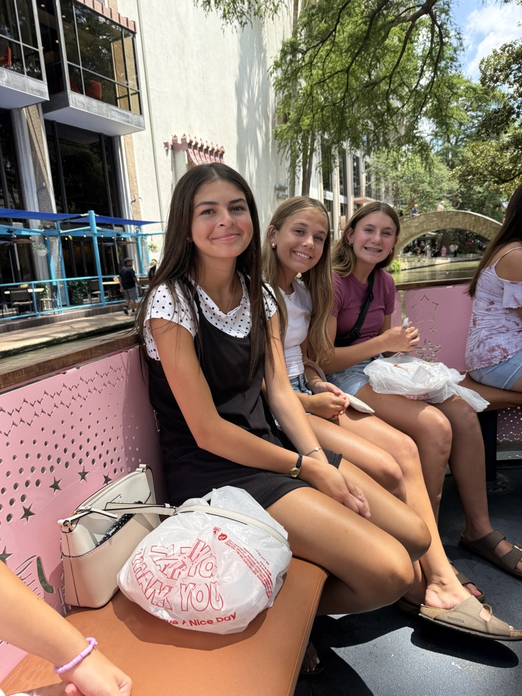 Peterstown Middle School students attending the National FBLA conference in San Antonio.