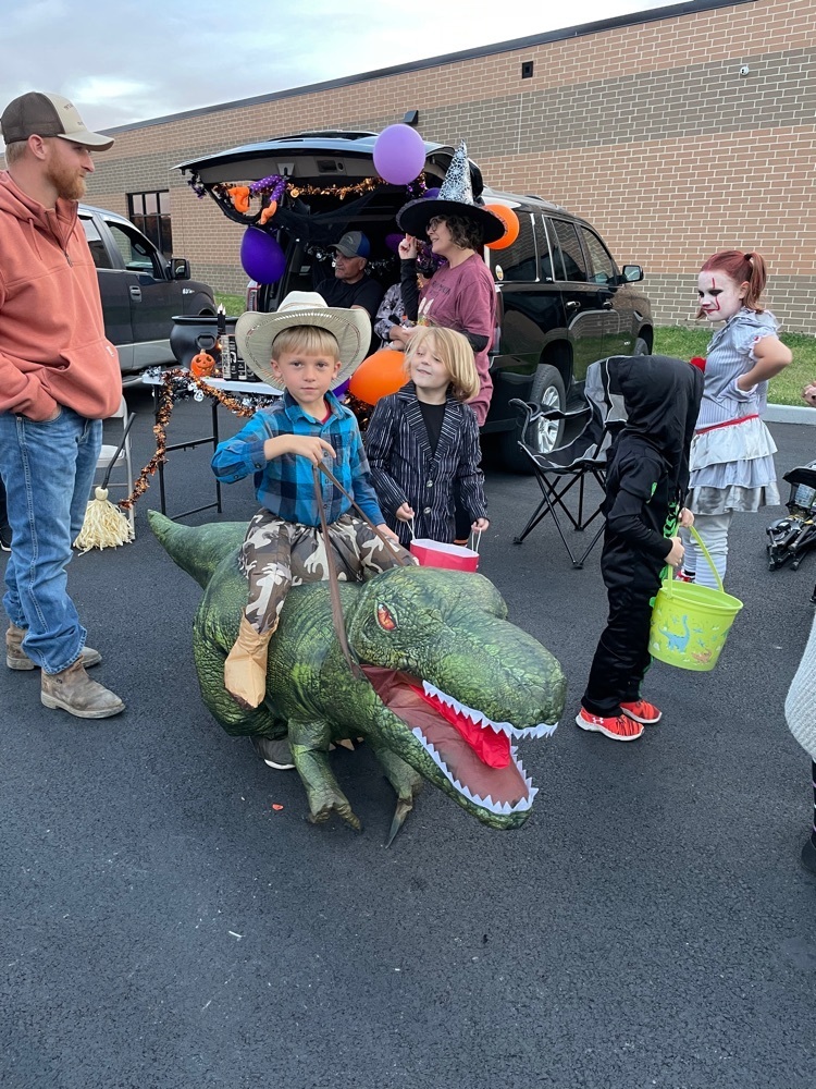 PES Trunk or Treat