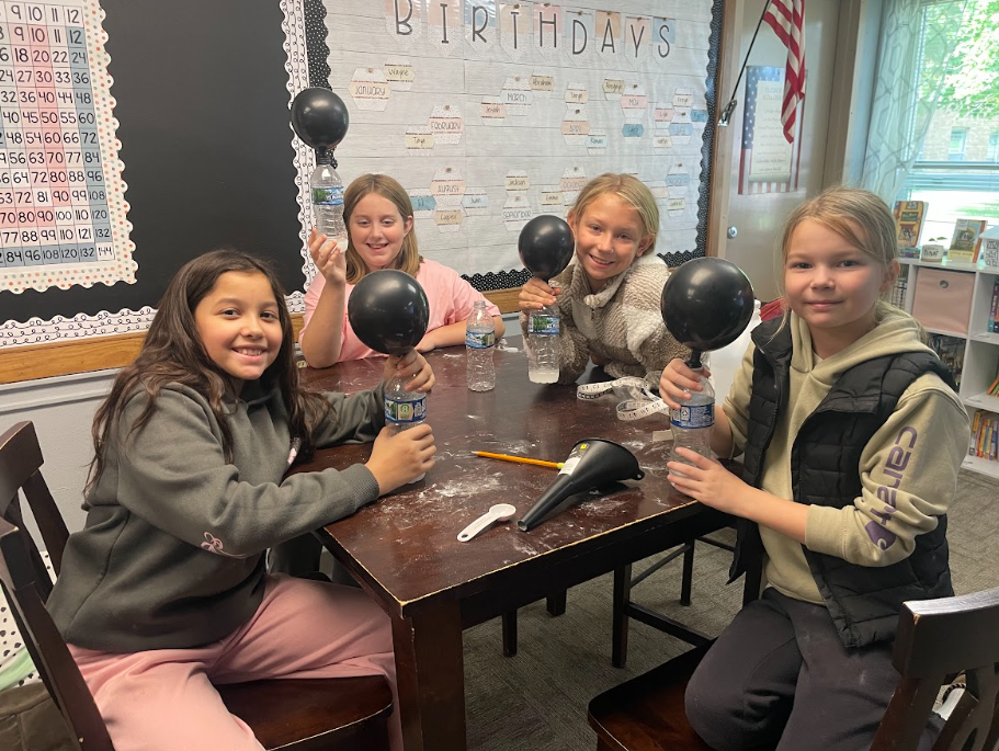 Mrs. Lee's 4th Grade Class