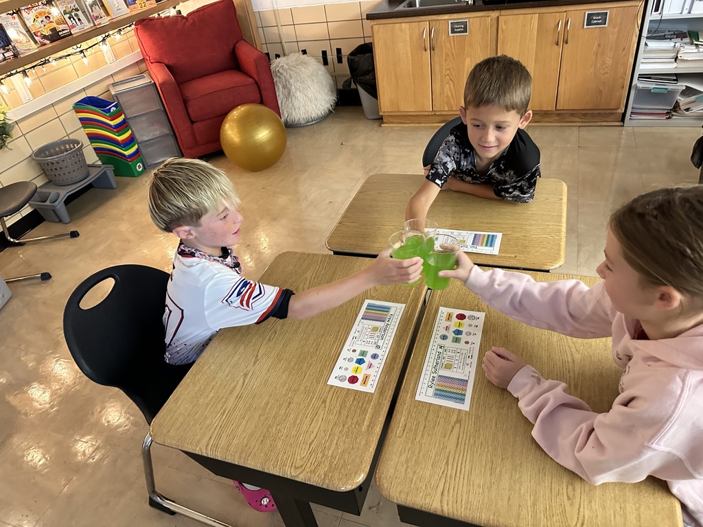 Montezuma Community Schools is back in action and ready for the 2025-2026 school year! Mrs. Dye’s second grade class was busy reading a favorite “First Day Jitters” and celebrating being back with their very own jitter juice!   We hope everyone had an amazing first day! 👩‍🏫✏️📓