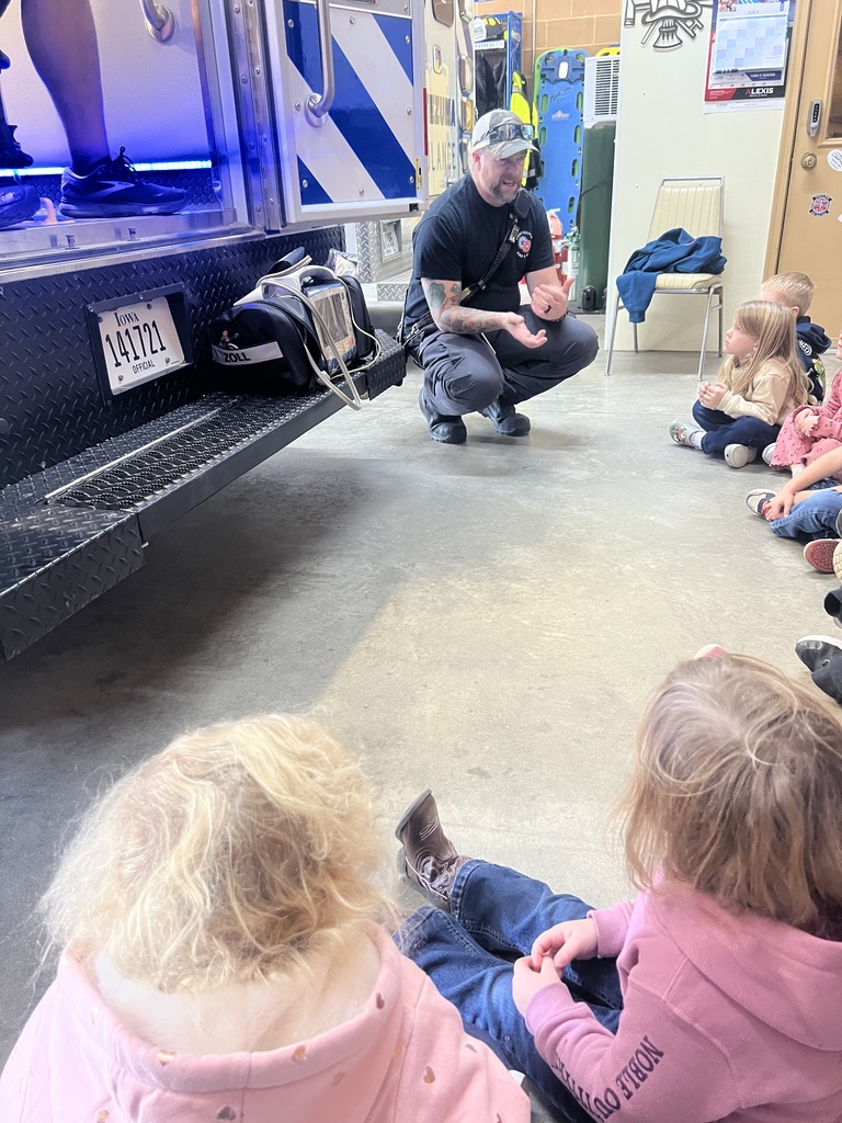 Learning about the ambulance equipment