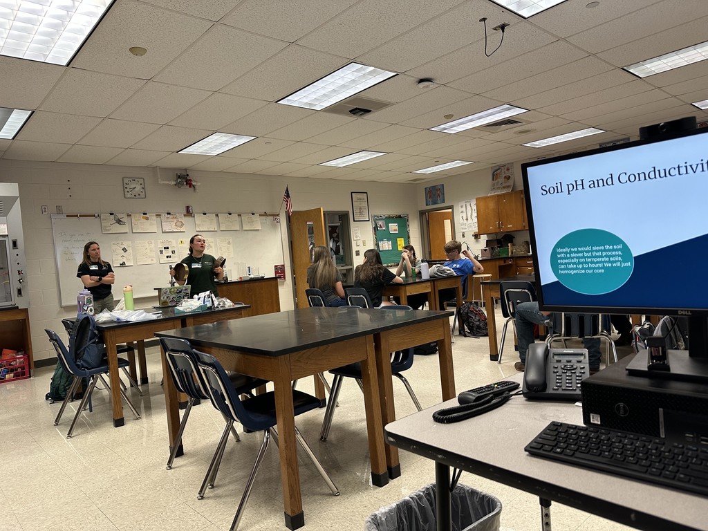 STREAM Team visits EMHS