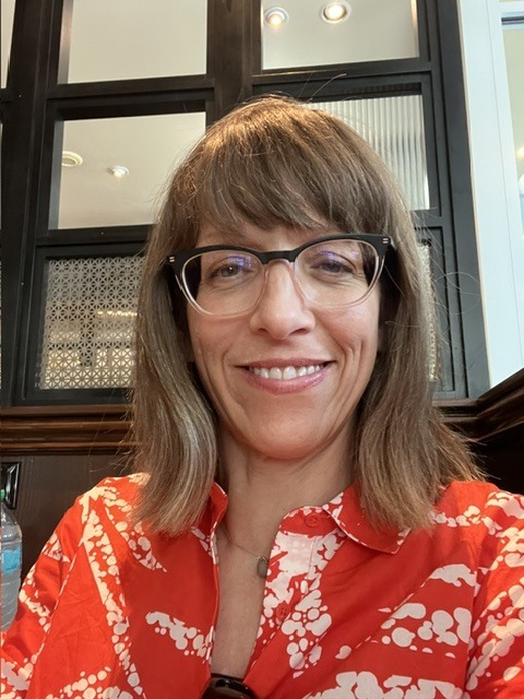 Dr. Amy Hinton