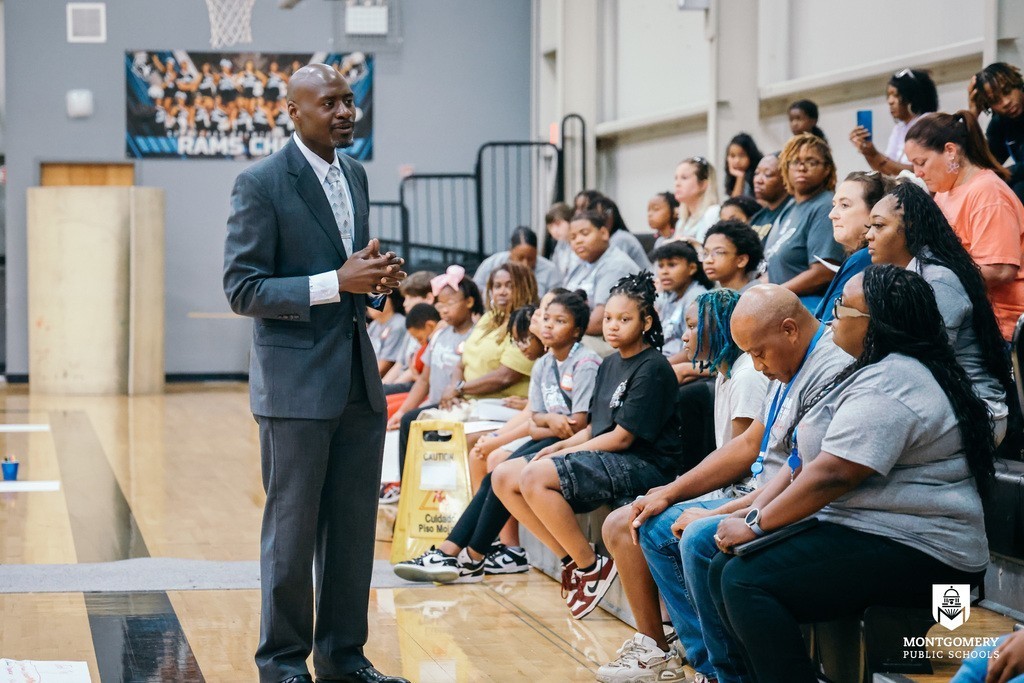 Dr. Byrd with MPS Community