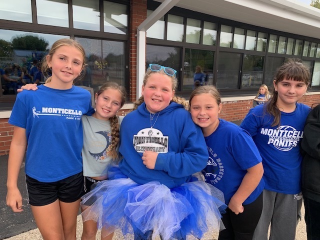 Students in Monticello Pony Gear