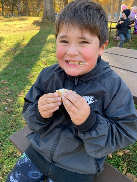 4K Student with S'more