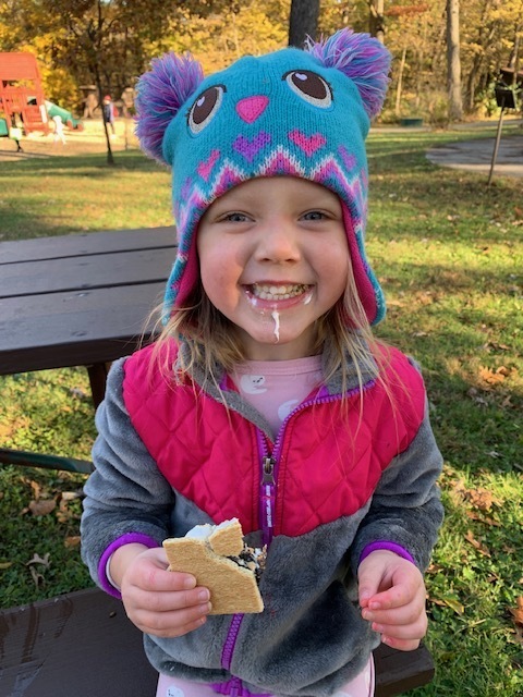 4K Student with S'more