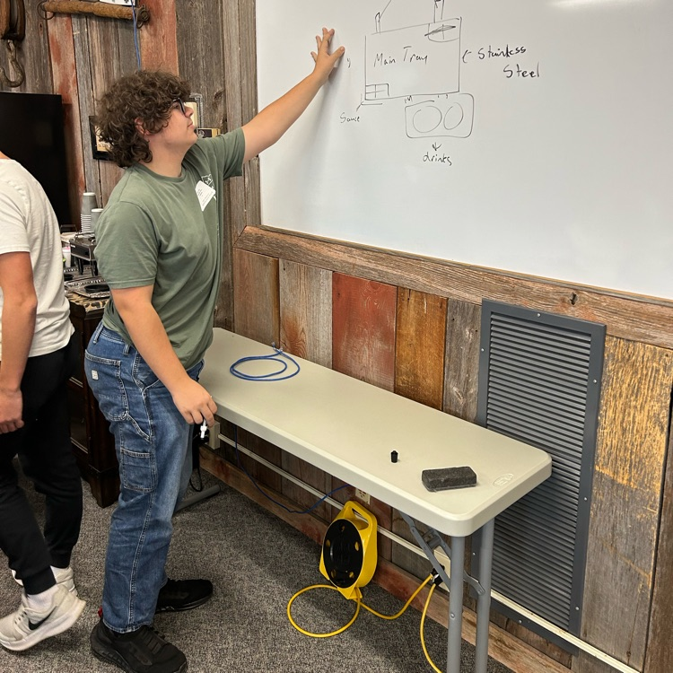 Monticello FBLA Student at Conference