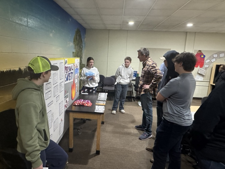 Students presenting project