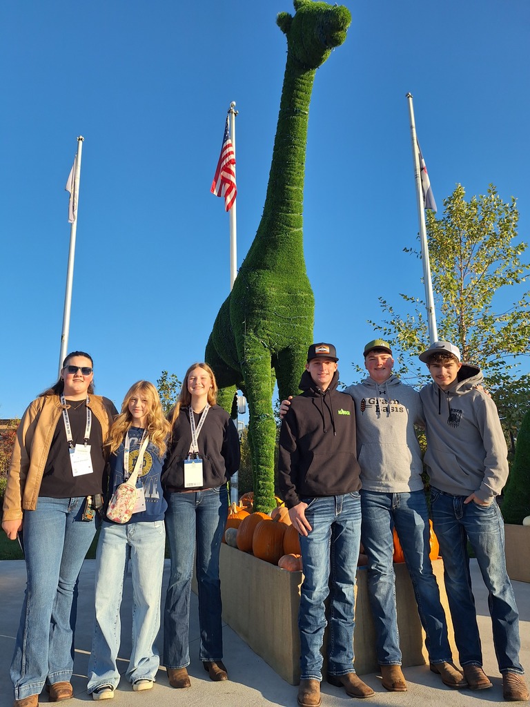 Monticello FFA members at the Indianapolis Zoo at National FFA Convention.