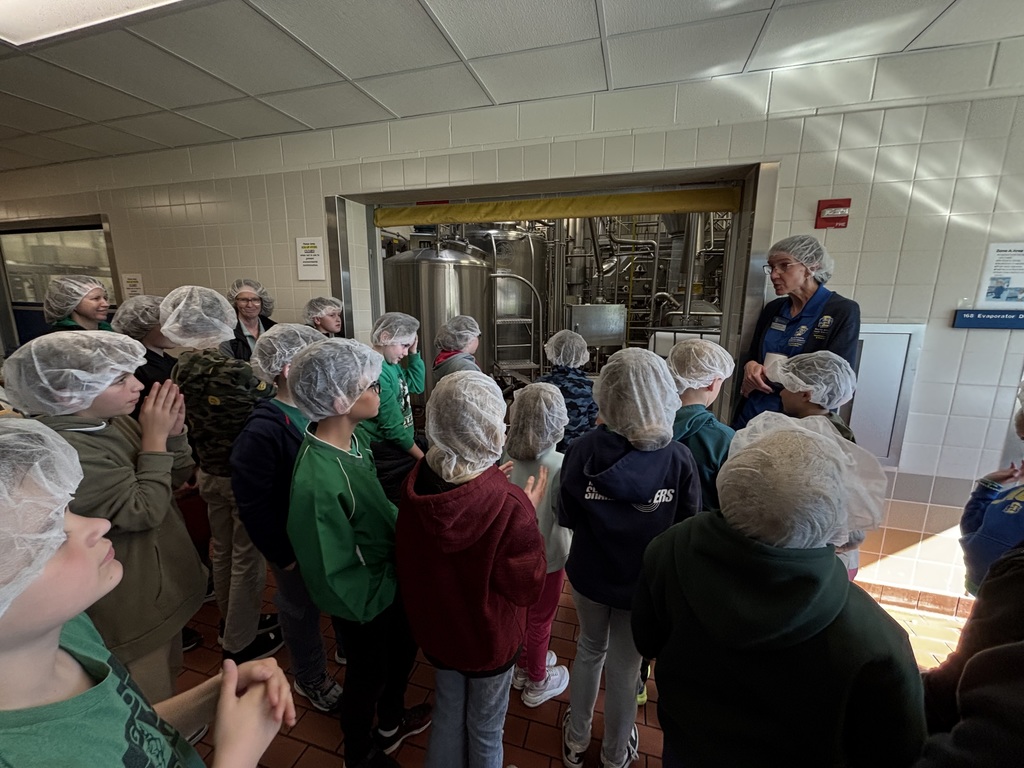 3rd, 4th, and 5th graders toured the SDSU Dairy Plant and learned how they make ice cream. 