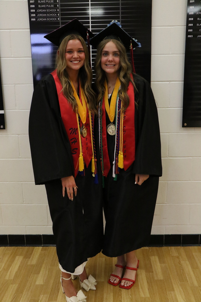 Valedictorian Paislee & Salutatorian Addison
