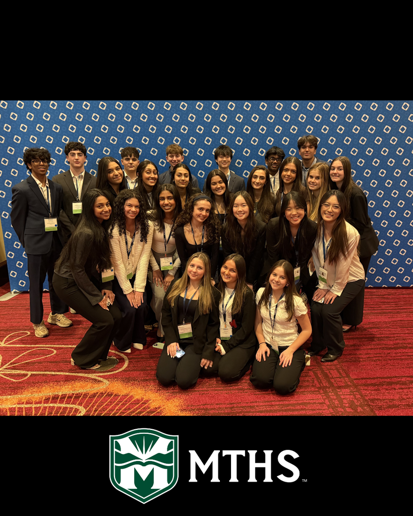 Picture of MTHS students attending DECA State Tournament