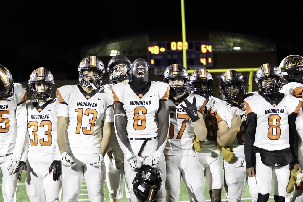 Moorhead Football Team celebrates win
