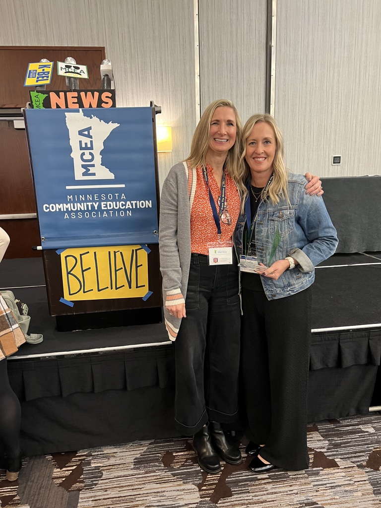 Joelle Hofer receiving award