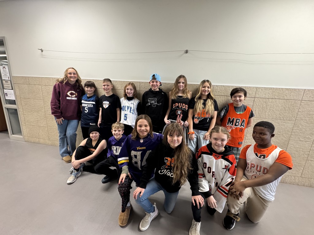 Ms. Thompsons class dressed in jerseys