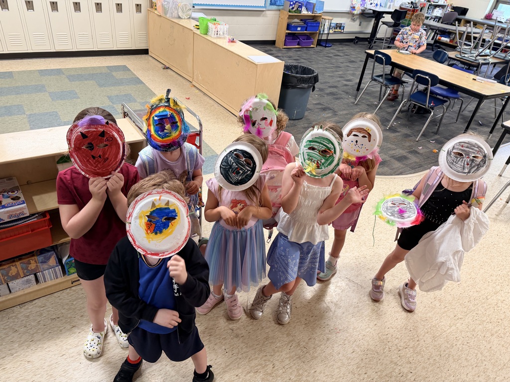 Spanish Camp students made Carnival masks as they learned about the Dominican Republic.
