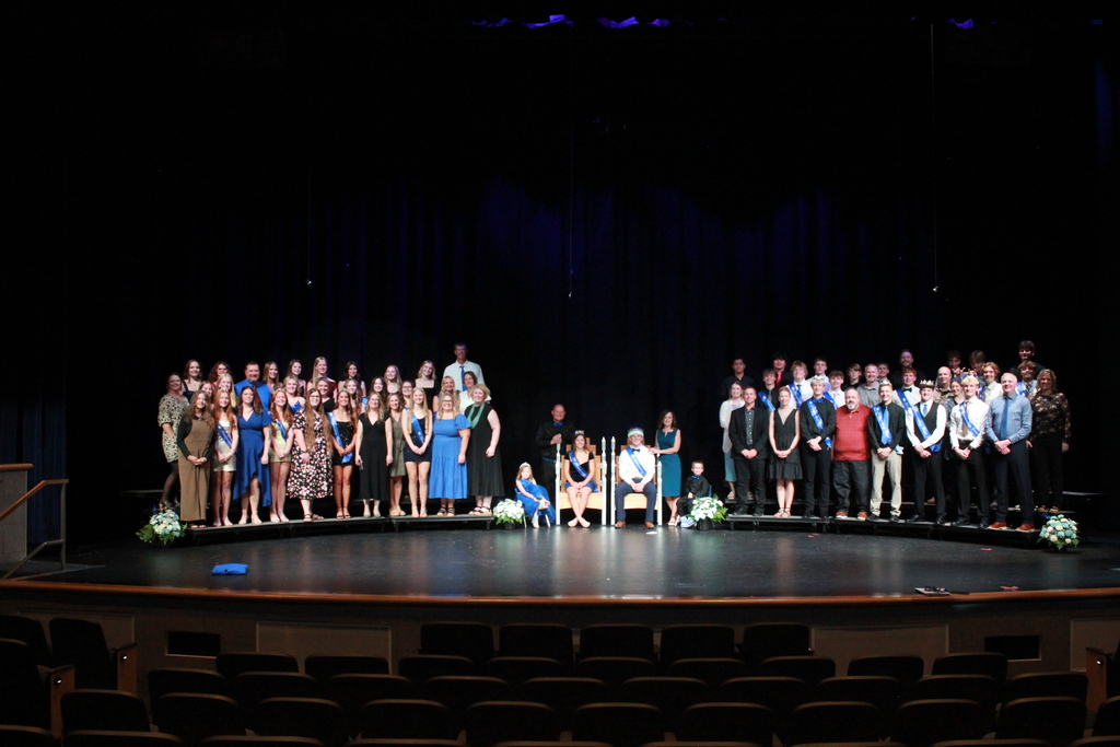 Full group picture.