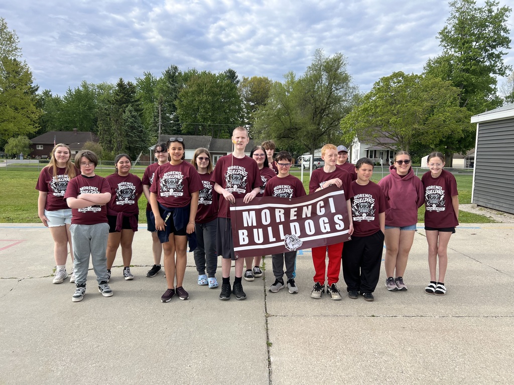 Group of students who are attending the special olympics.