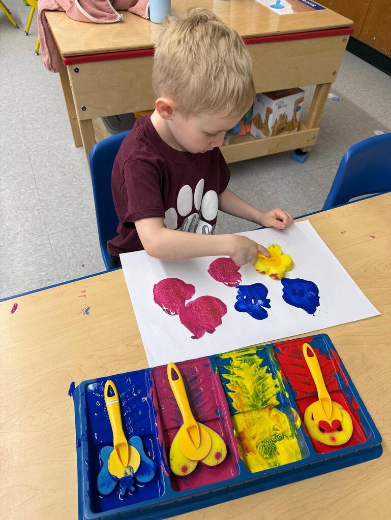 student painting