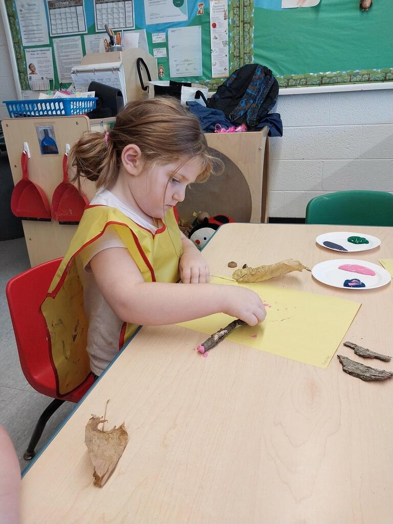 student painting
