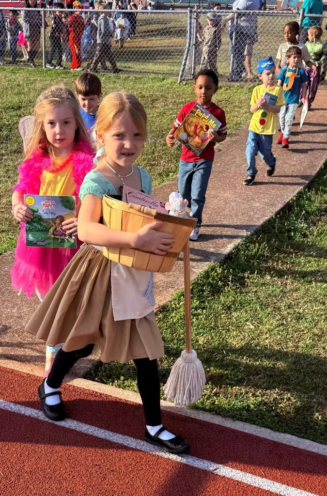 book character parade
