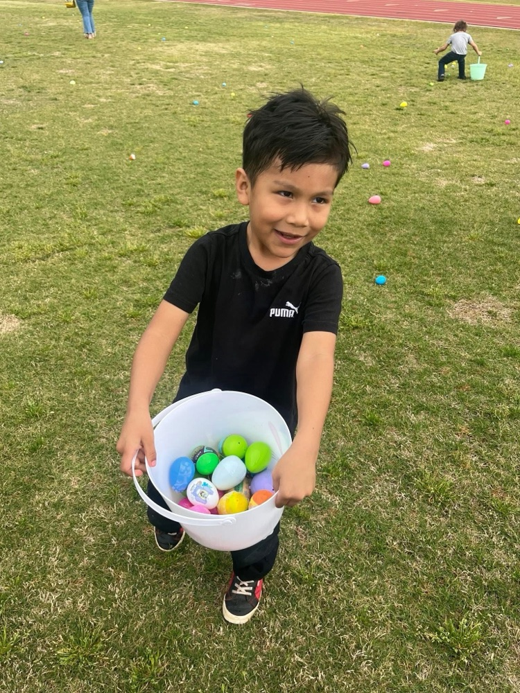 Pre-K students and families enjoyed an egg hunt.