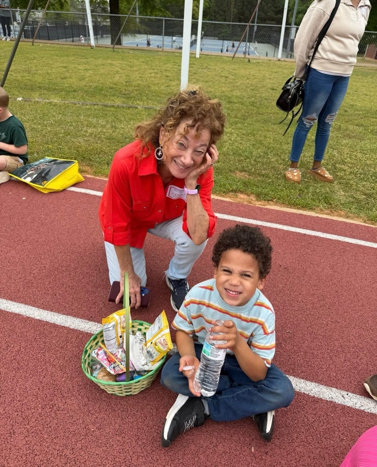 Pre-K students and families enjoyed an egg hunt.