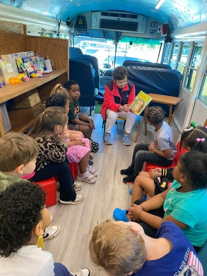The Literacy Bus stopped by MCPS for all of our Pre-K classes to participate in a read aloud, prizes, and fun! 