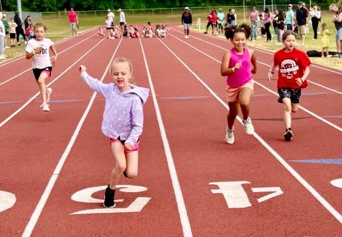 Students participate in the MCPS Track Meet.