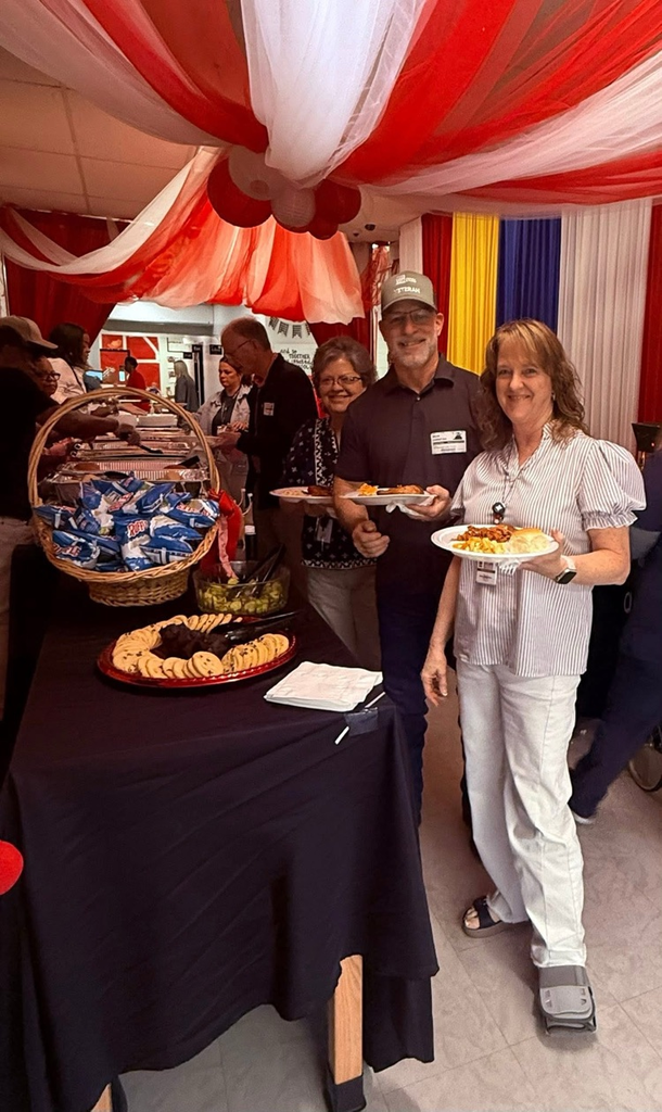 admin and PTO provided teachers with a delicious lunch for teacher appreciation week.