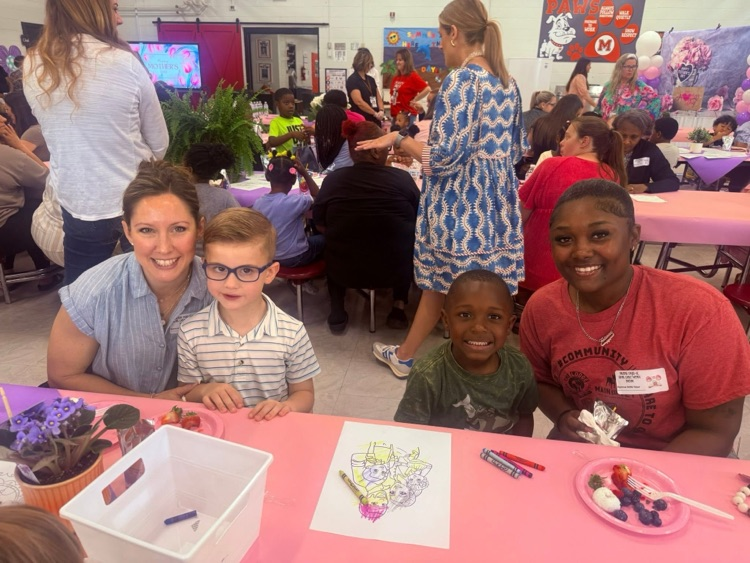 pre-k students and staff hosted a spa for moms to celebrate Mother’s Day.