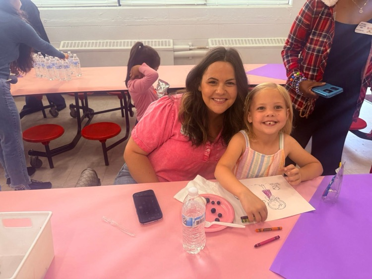 pre-k students and staff hosted a spa for moms to celebrate Mother’s Day.
