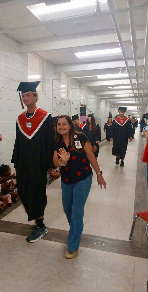 MCHS Seniors walk the halls of MCPS one last time. 