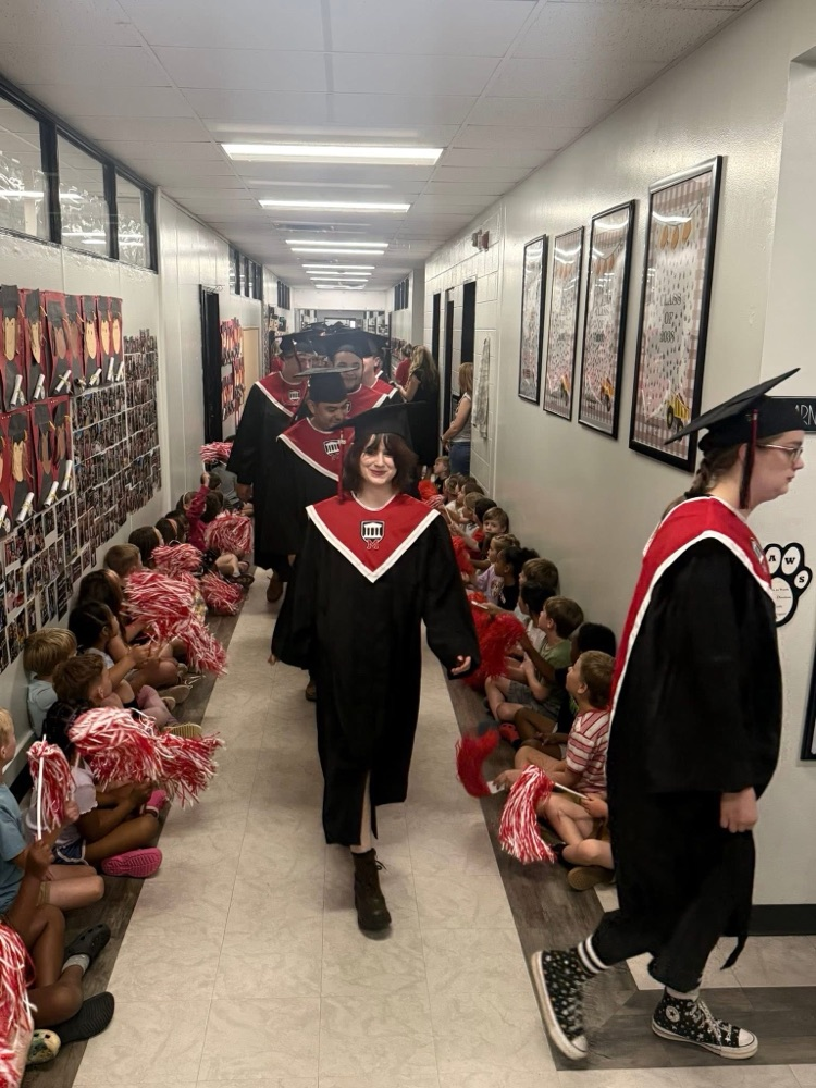 MCHS Seniors walk the halls of MCPS one last time. 