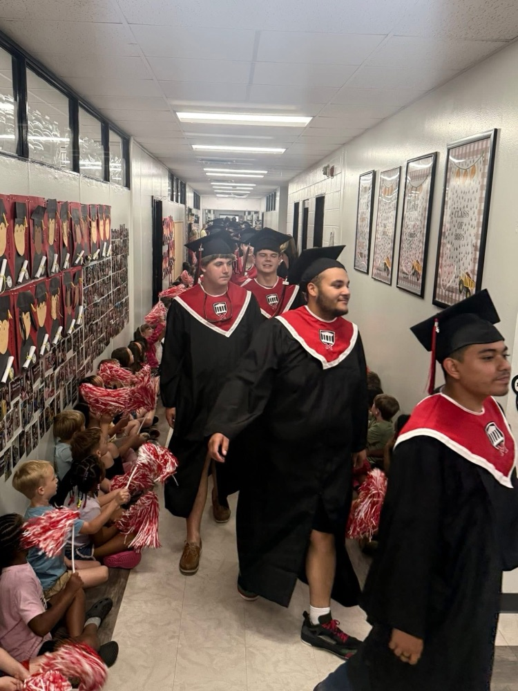 MCHS Seniors walk the halls of MCPS one last time. 