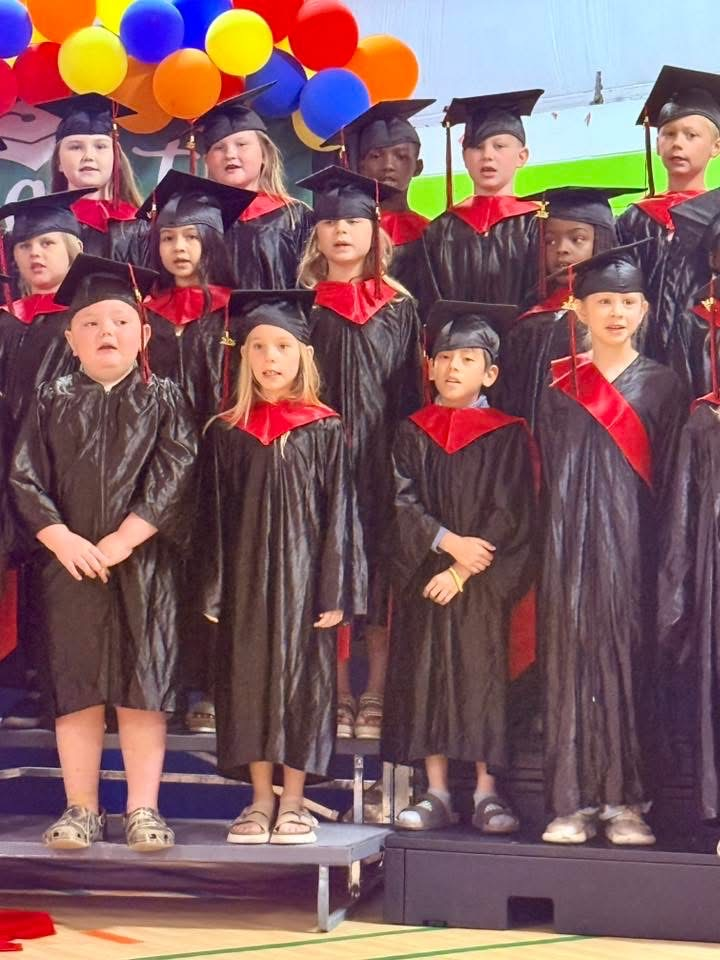 2nd grade students participated a ceremony for Goodbye Day. 
