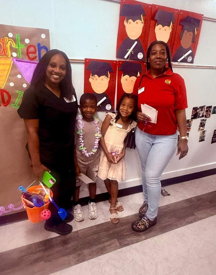 end of the year parties for Kindergarten and first grade students were so fun!