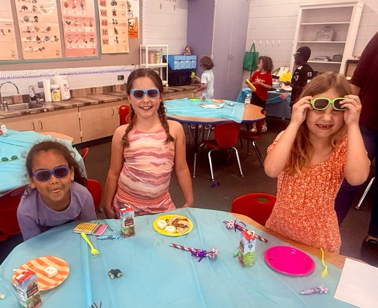 end of the year parties for Kindergarten and first grade students were so fun!