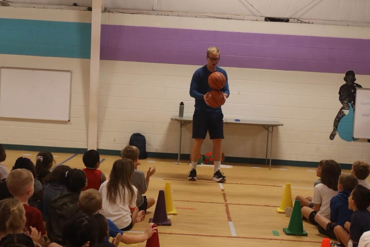 Teachers & students enjoyed a presentation with Jim “basketball” Jones.