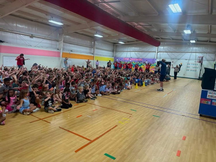 Teachers & students enjoyed a presentation with Jim “basketball” Jones.