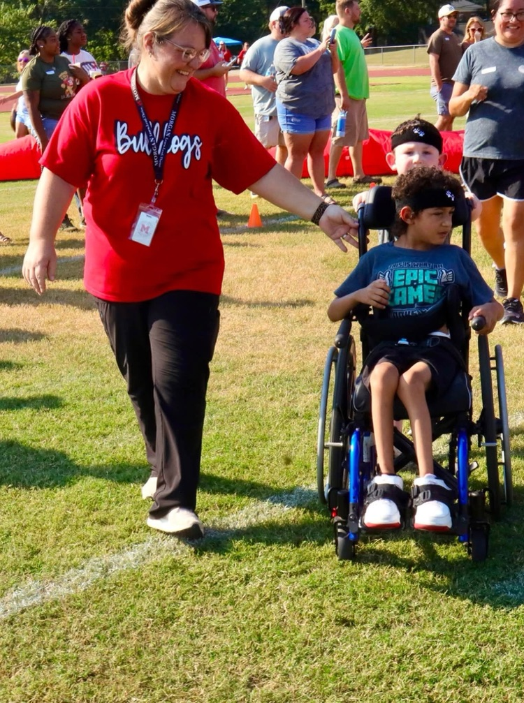 Teachers and students participated in the Fun Run.