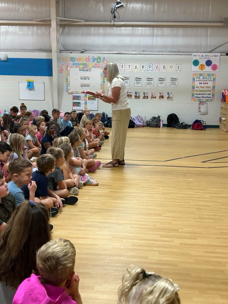 students learned about love during the FCA huddle