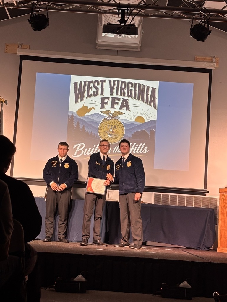 Wyatt Bartley receiving his State FFA Degree