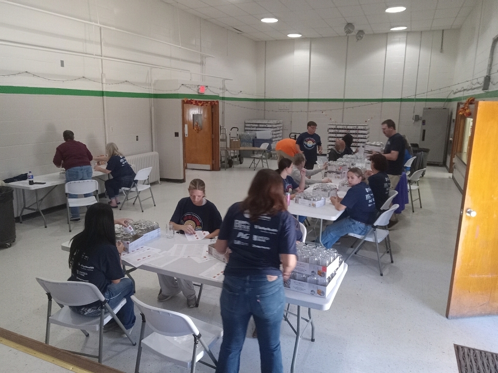 FFA Student helping to prep for apple butter making