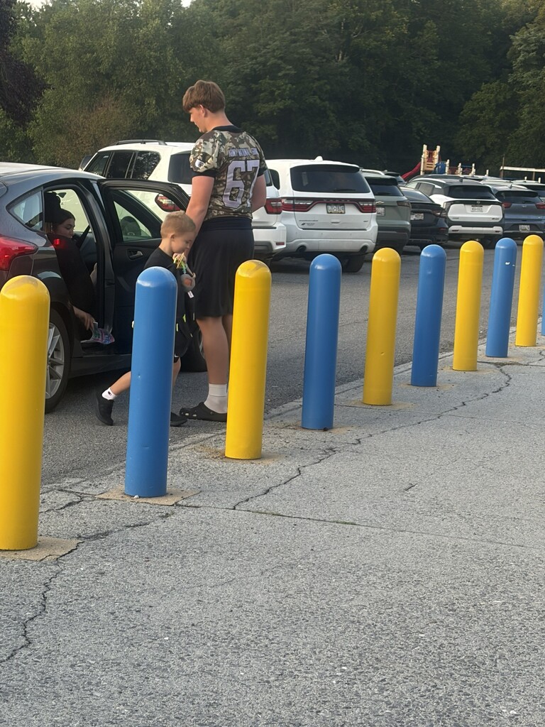 BSHS students greeting WES students